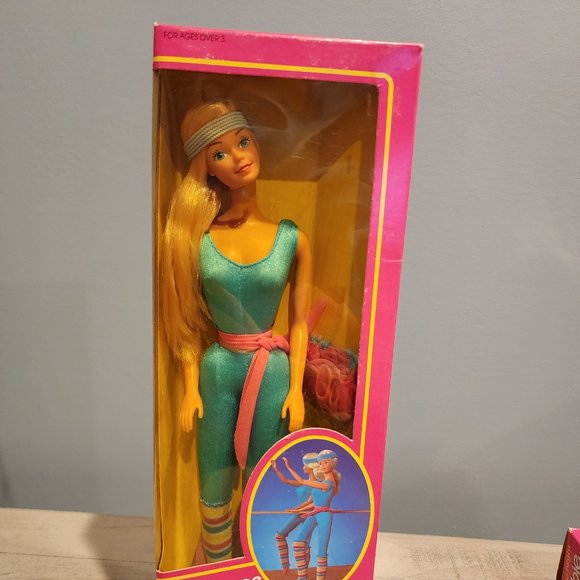 Vintage 1983 Great Shape Barbie - Picture 1 of 5